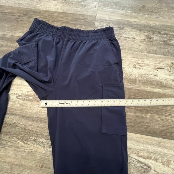 Fabletics Navy Blue Womens XL Lightweight Tapered Track Cargo Jogger Pants - Picture 5 of 9